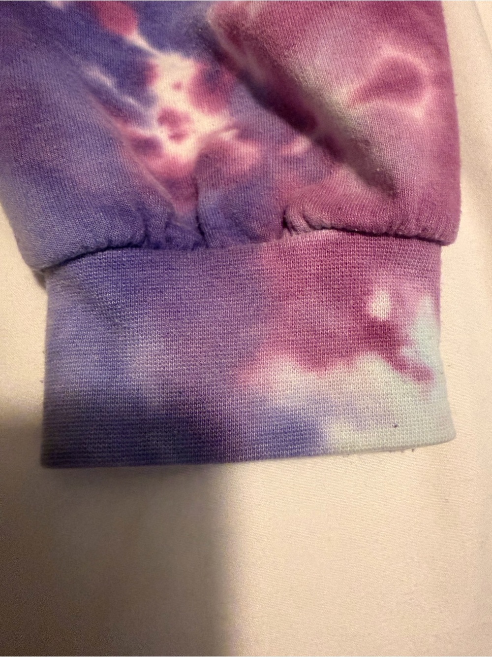 Buc-ees Adult Beaver Logo Pullover Crewneck Sweatshirt Purple Tie Dye - Picture 4 of 7